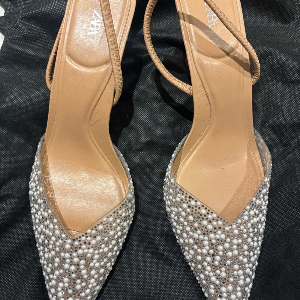 Pearl Embellished Women's Shoes (Zara)